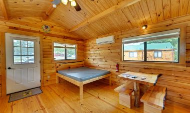 cabin 4 sleeping dinette